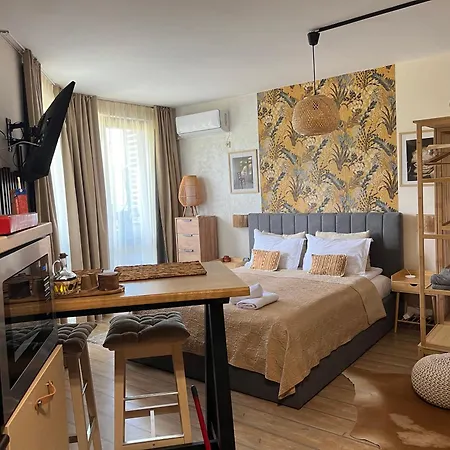 아파트 Luxury In Alpinе Free
